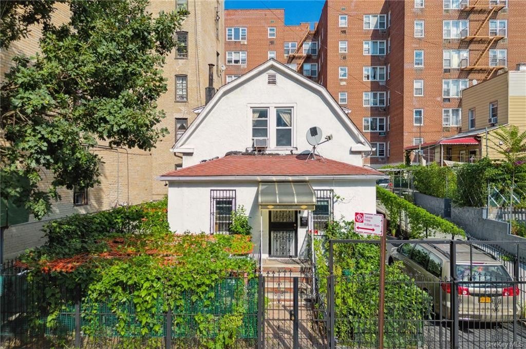 0.06 Acres, 3262 Rochambeau Avenue, Bronx, NY 10467 Land and Farm