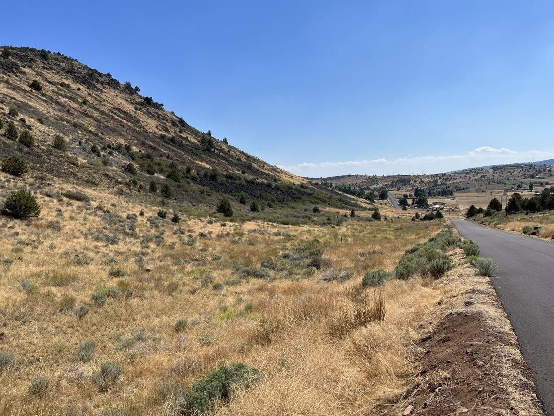 5 Acres, Lot 83 Peregrine Heights, Klamath Falls, OR 97601 Land and Farm