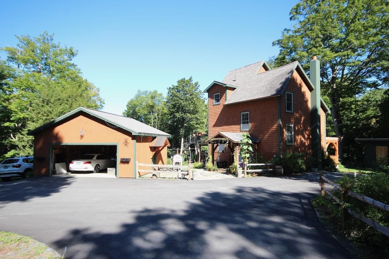 1 Acres, 124 Village Lane, Brownsville, VT 05037 Land and Farm