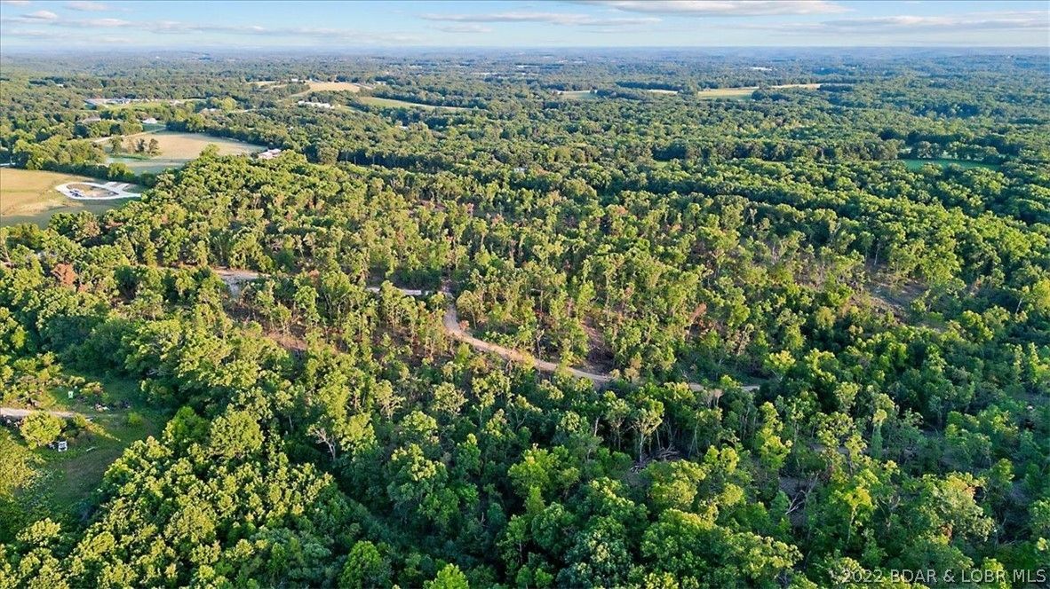 81.6 Acres, Tbd Old Tuscumbia Road, Eldon, MO 65026 Land and Farm