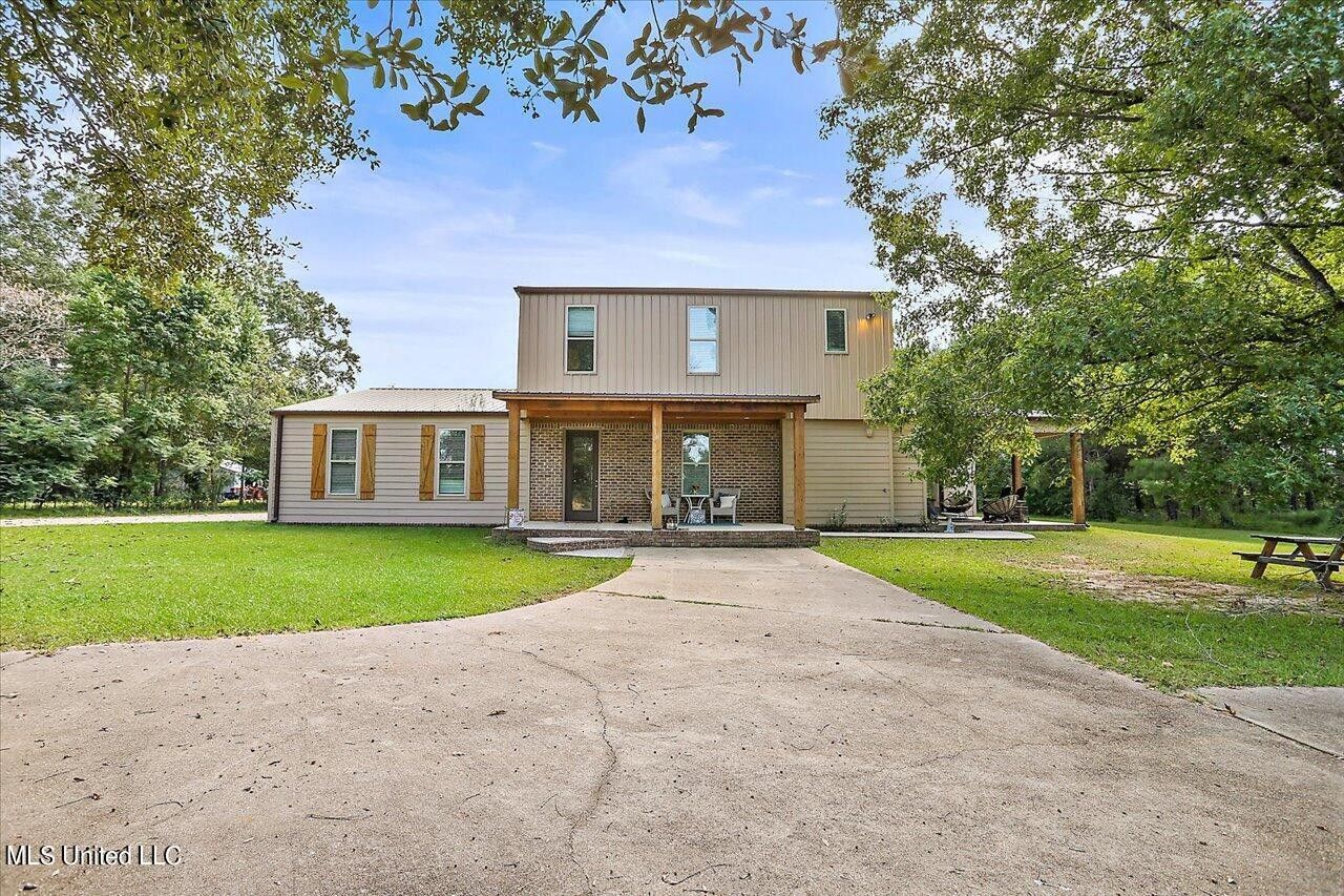 8 Acres, 1970 Cherry Grove Road, Terry, MS 39170 Land and Farm