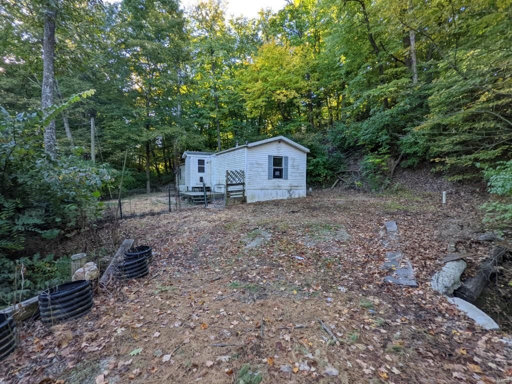 1.5 Acres, 32769 Teney Hollow Road, Brighton, IL 62012 Land and Farm