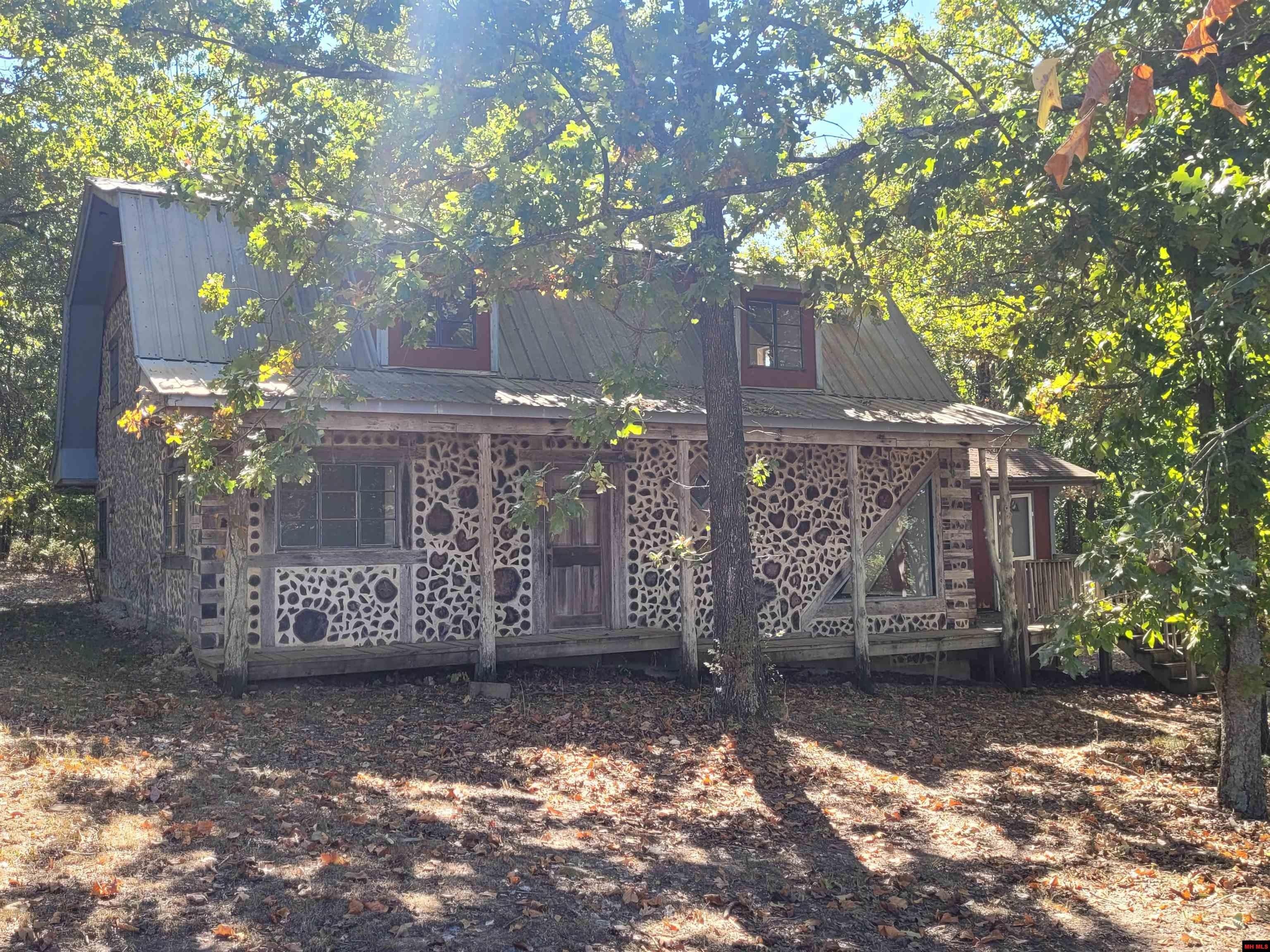 3 Acres, 20 LARKWOOD LANE, Viola, AR 72583 Land and Farm