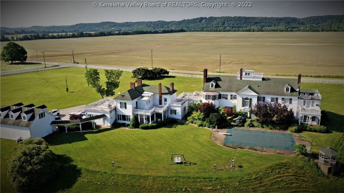 28.11 Acres, 15018 Kanawha Valley Road, Southside, WV 25187 Land and Farm