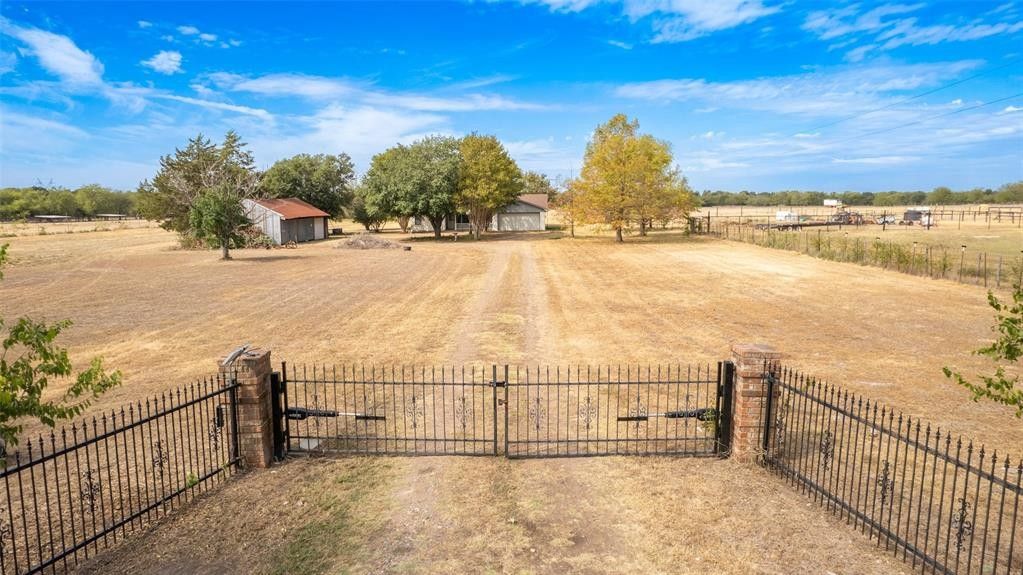 10 Acres, 4906 County Road 2244, Greenville, TX 75402 Land and Farm