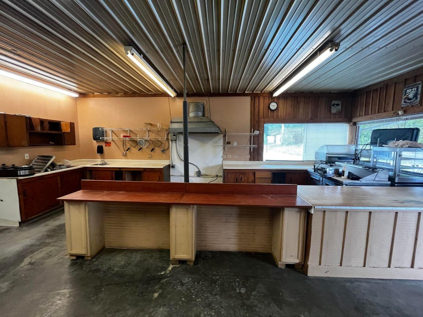 3141 Hardwicks Creek Road, Clay City, KY 40312 Land and Farm