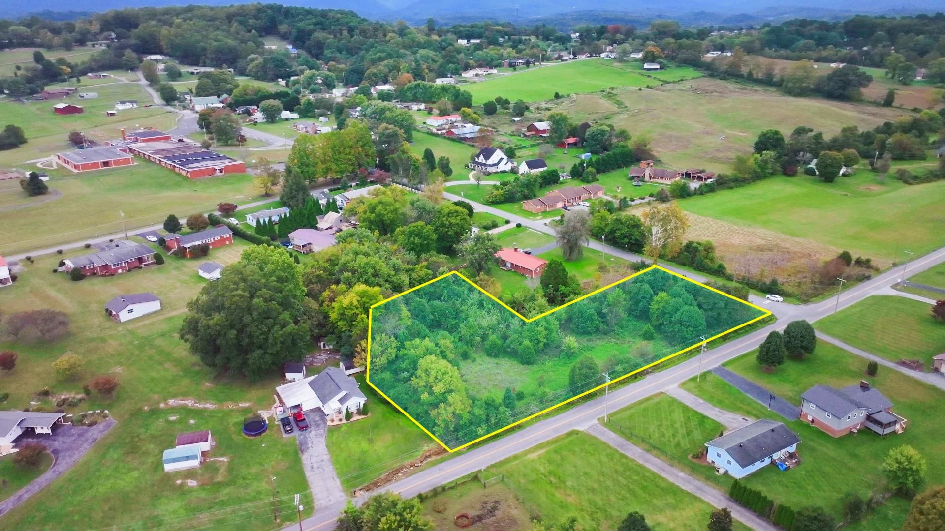 1.5 Acres, Taylortown Road, Central, TN 37601 Land and Farm
