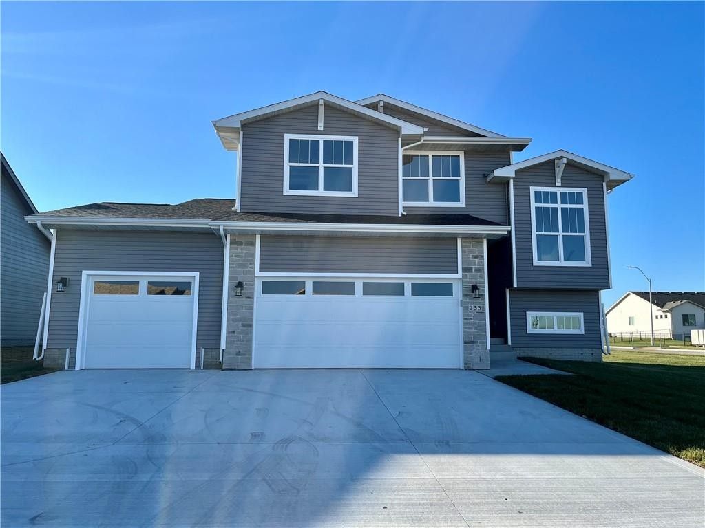 0.32 Acres, 233 11th Court NW, Bondurant, IA 50035 Land and Farm