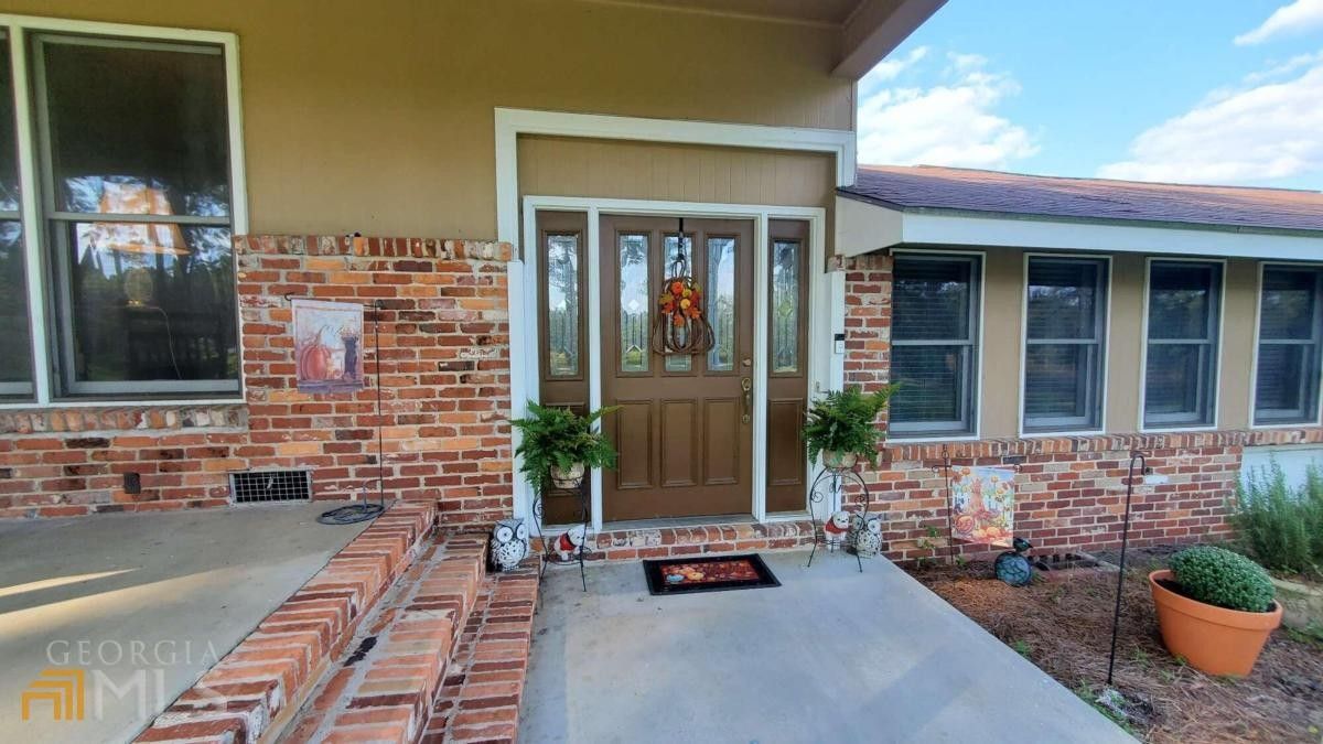 13 Acres, 1317 E Hwy 80, Swainsboro, GA 30401 Land and Farm