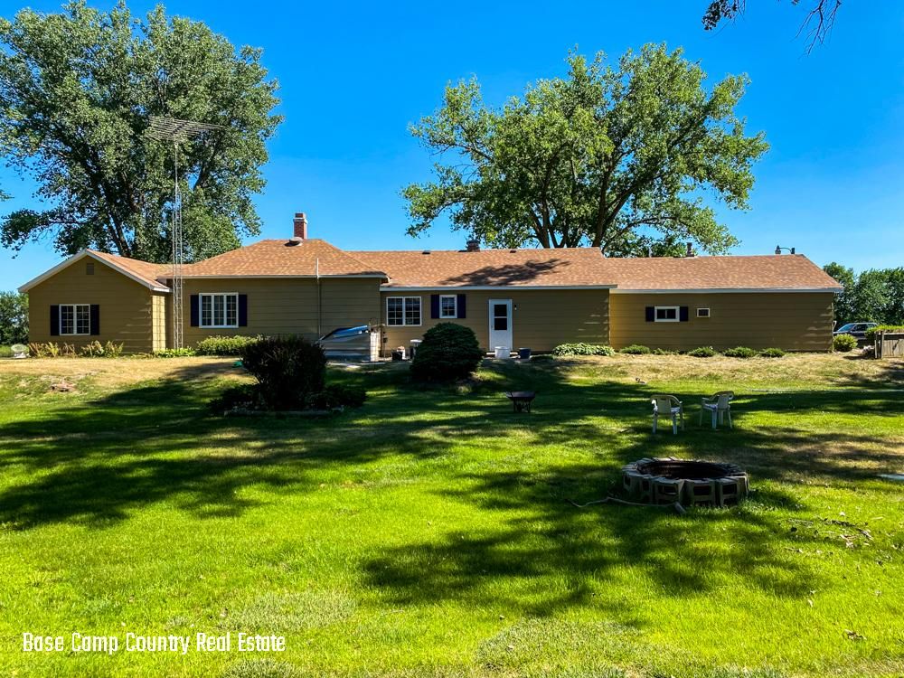 2420 Prairie Island Road, Clarks, NE 68628 Land and Farm