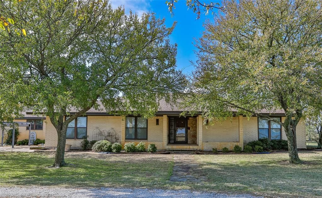 12 Acres, 1262 N Fm 373, Muenster, TX 76252 Land and Farm