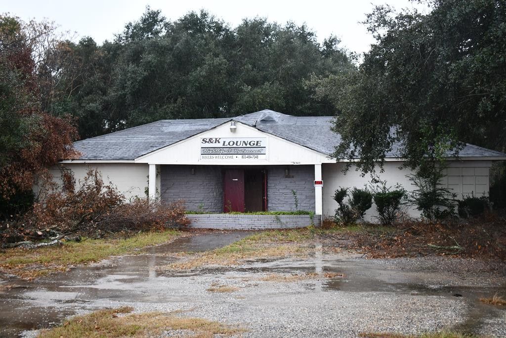 1.64 Acres, 842 Hwy 15 N, SC 29010 Land and Farm