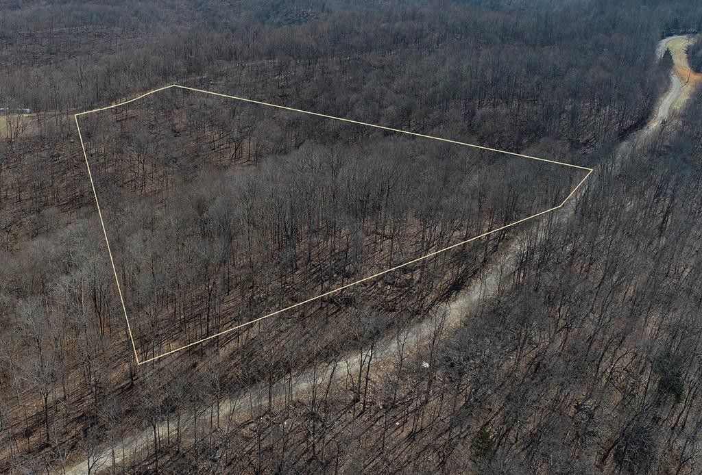 8.4 Acres, 8.4ac. Star Point Road, Celina, TN 38551 Land and Farm