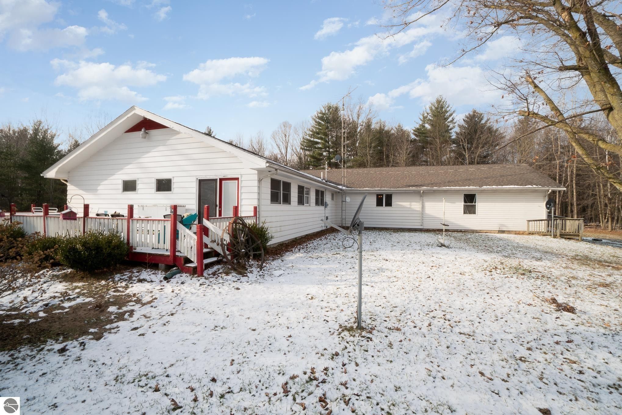 4.83 Acres, 12150 S Fordney Road, Chesaning, MI 48616 Land and Farm