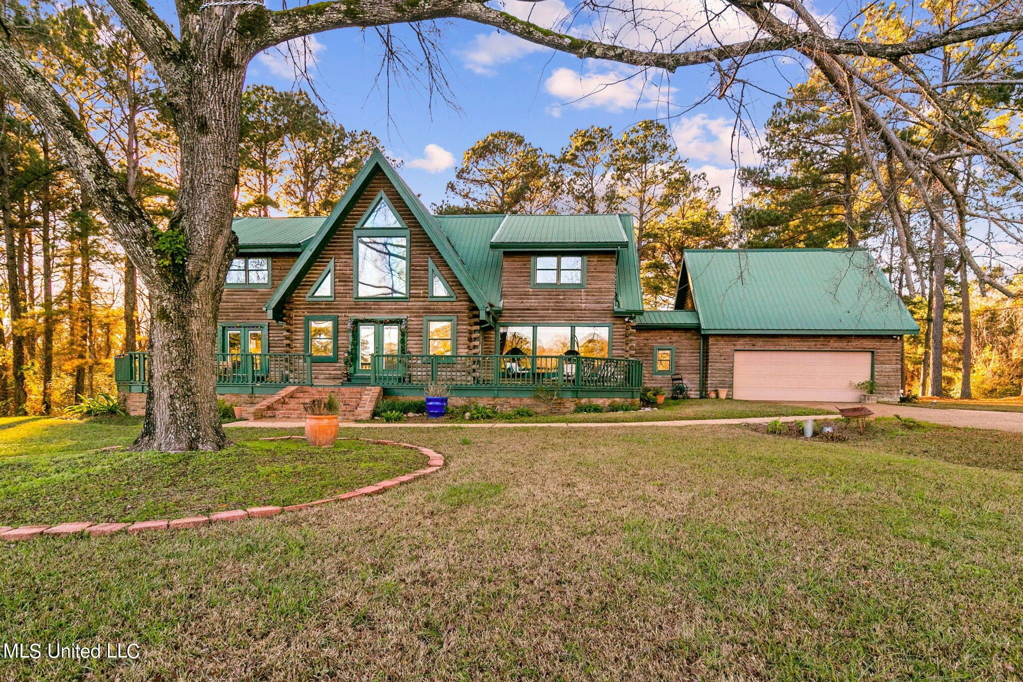 9.4 Acres, 220 Midway Estates Drive, Terry, MS 39170 Land and Farm