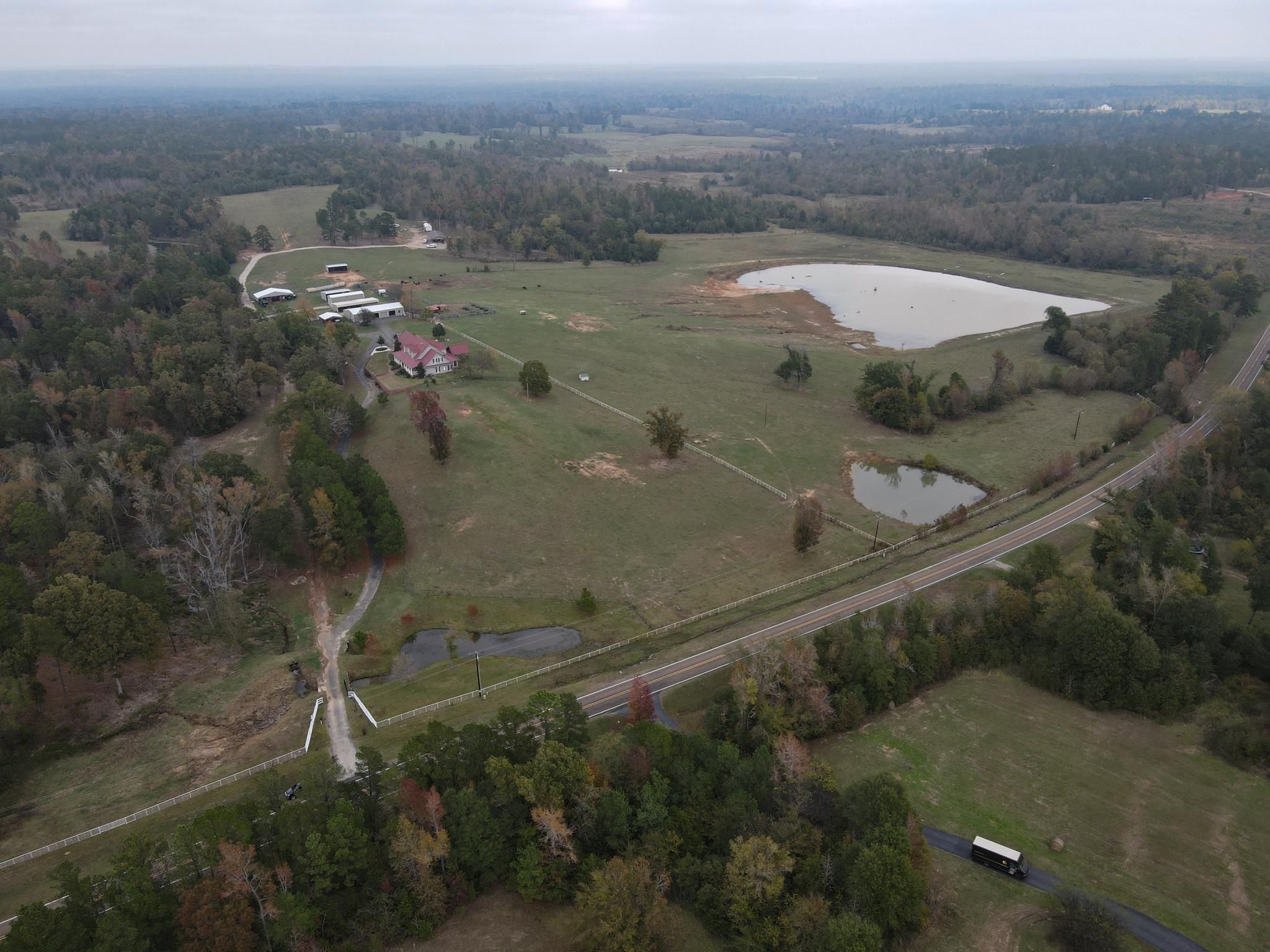 8893 FM 2710, Lindale, TX 75771 MLS 4224922390 Land and Farm