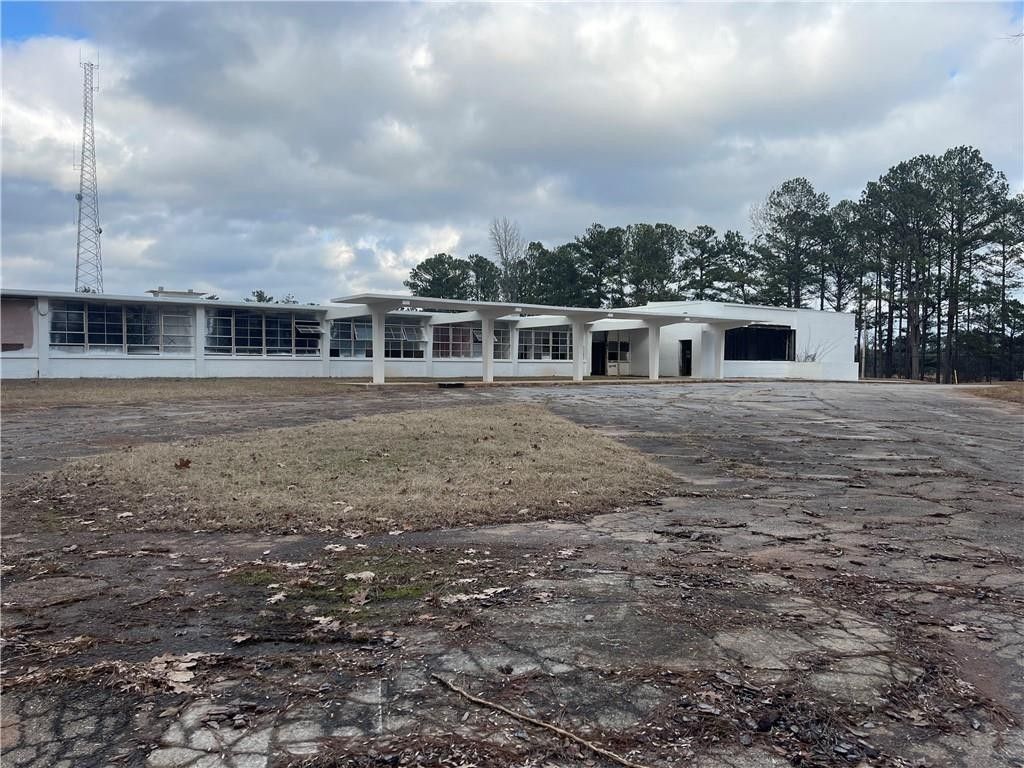 3.76 Acres, 5545 Stonewall Tell Road, Atlanta, GA 30349 Land and Farm