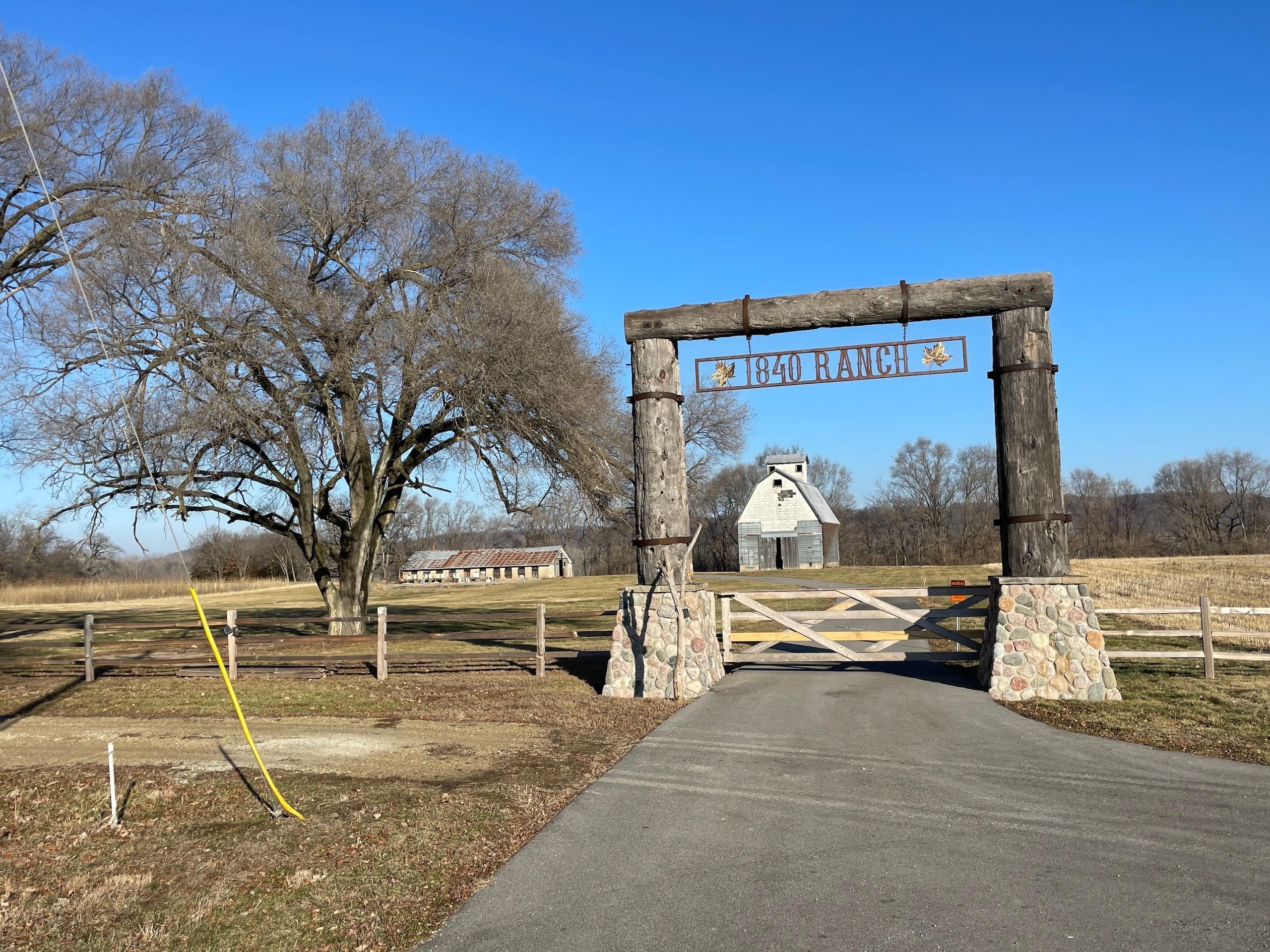 1 Woodford Road, Washburn, IL 61570 Land and Farm