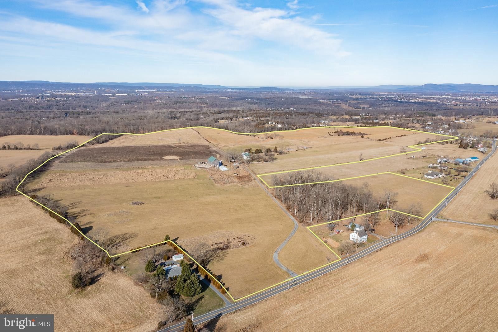 138.87 Acres, 2407 GREENSBURG ROAD, Martinsburg, WV 25404 Land and Farm