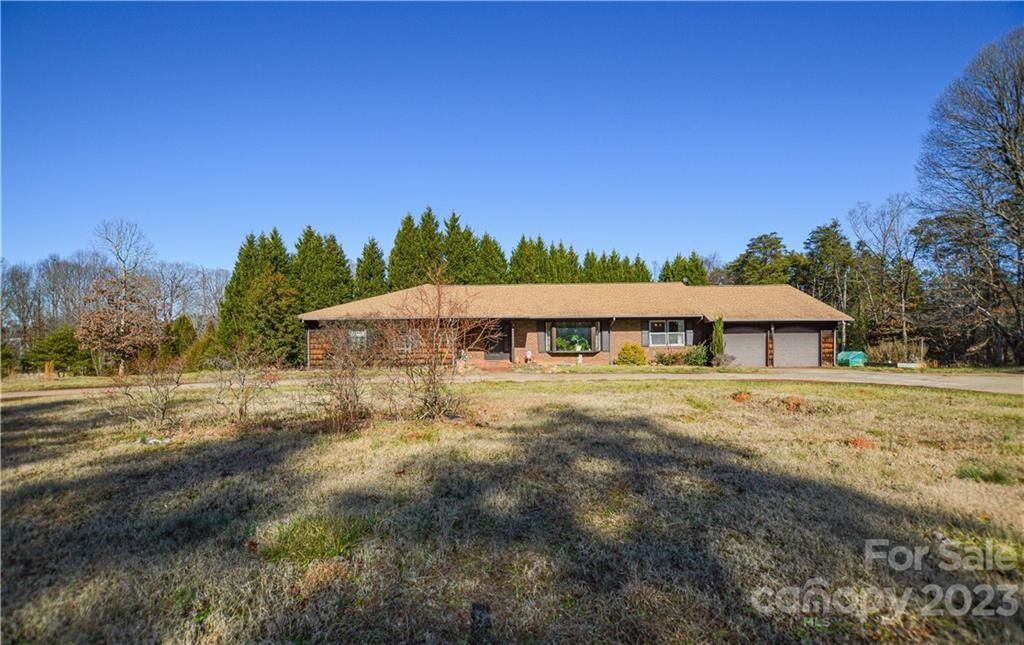 1.2 Acres, 153 Larue Circle, Statesville, NC 28625 Land and Farm