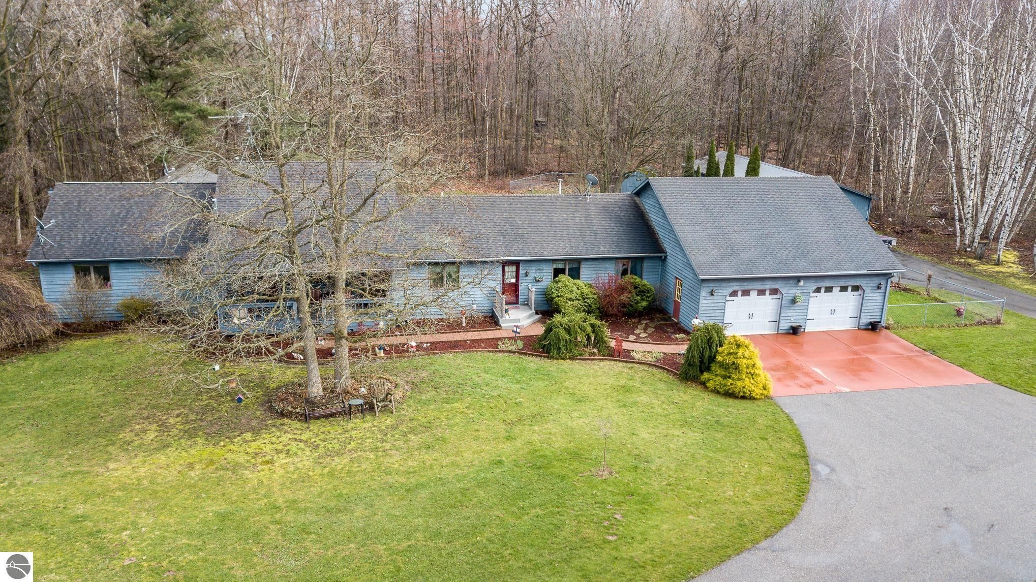 13 Acres, 11639 NW Monroe Road, Riverdale, MI 48877 Land and Farm