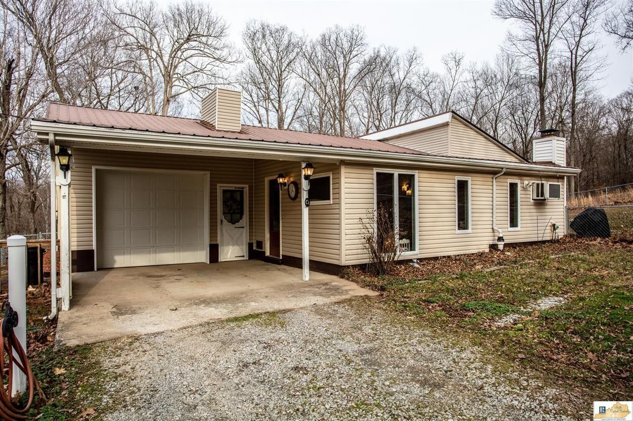 40 Acres, 1221 Wilson Church Road, Caneyville, KY 42721 Land and Farm