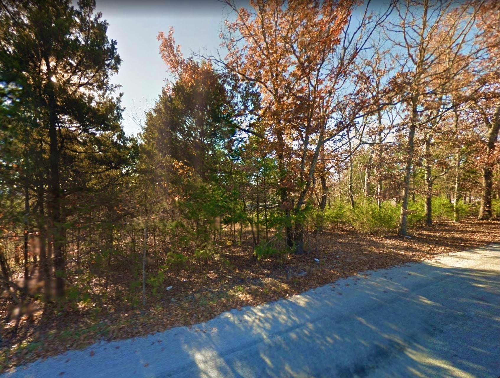 0.17 Acres, Merriam Woods, MO 65740 Land and Farm