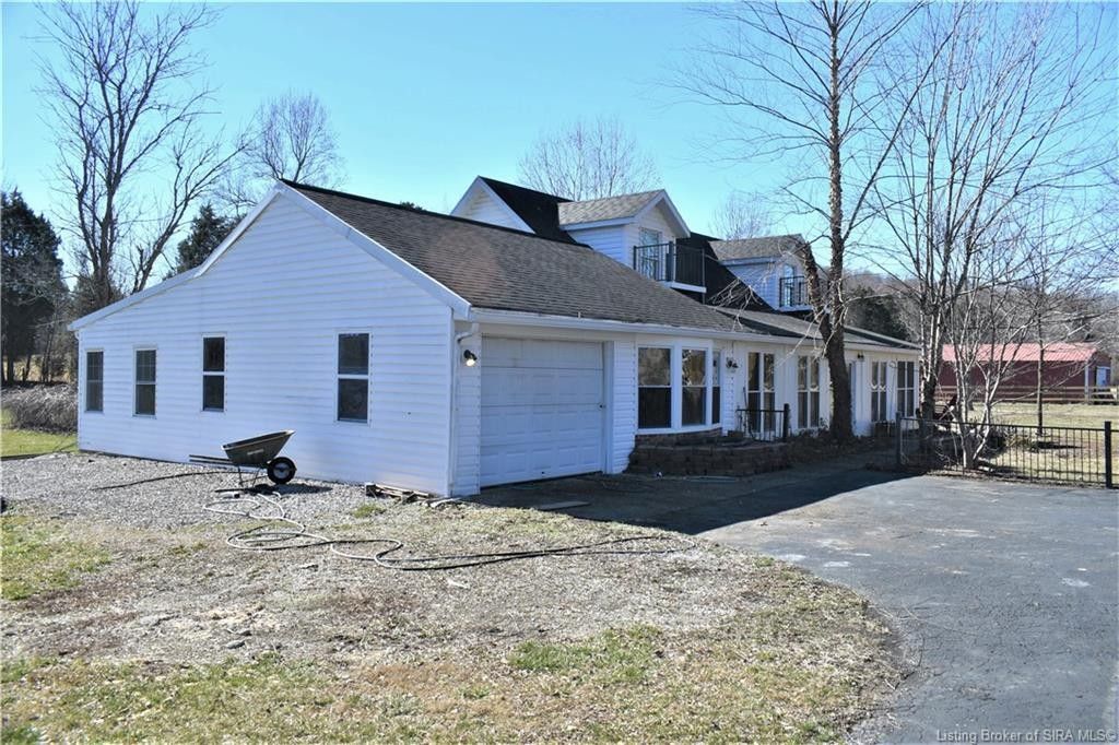 9 Acres, 10095 Honeysuckle Lane SW, Mauckport, IN 47142 Land and Farm