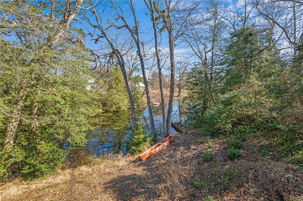 0.5 Acres, 1495 Laurens Road, Gloucester Point, VA 23062 Land and Farm