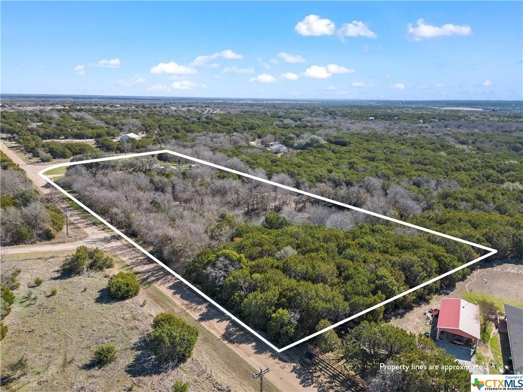 5.39 Acres, 1663 Highland Parkway, China Spring, TX 76633 Land and Farm