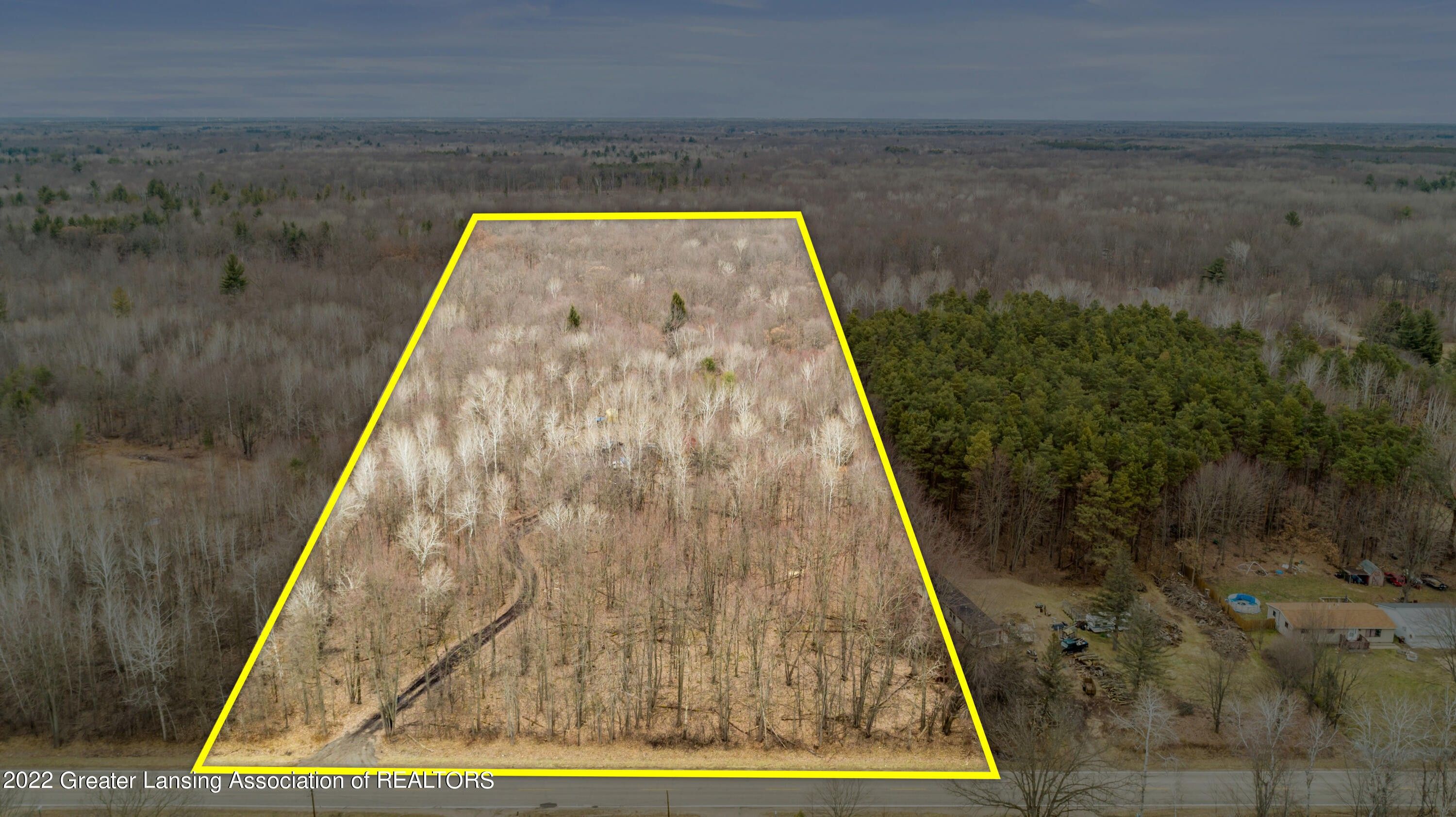 10 Acres, 9473 E Broomfield Road, Mt Pleasant, MI 48858 Land and Farm