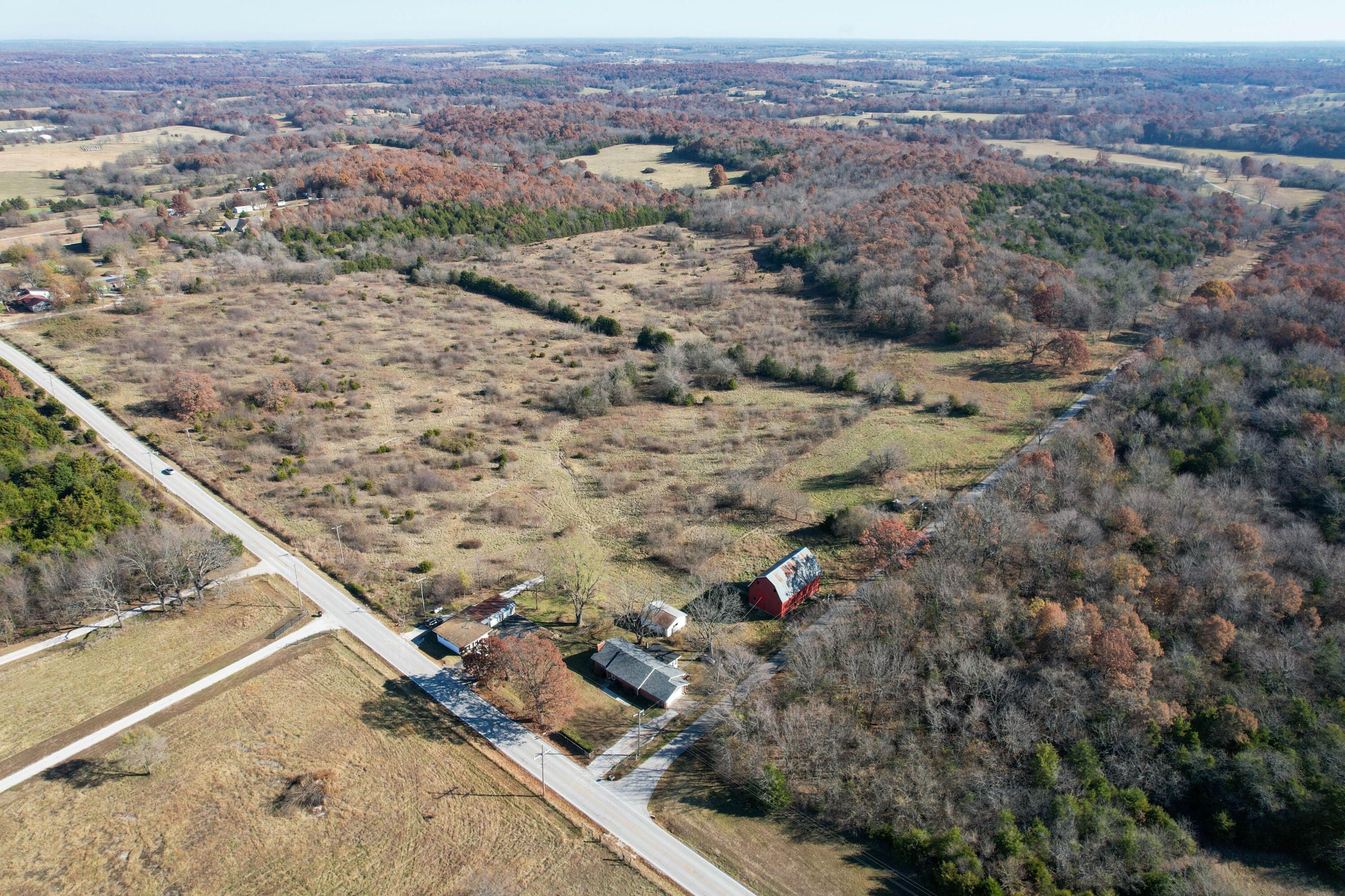 40 Acres, 6910 North Farm Road 105, Willard, MO 65781 Land and Farm