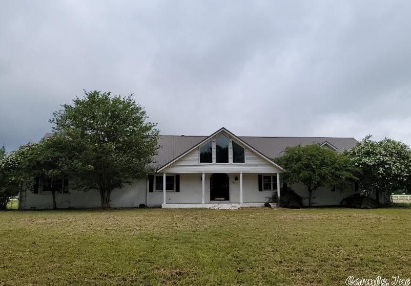 2 Acres, 2501 Barnhill Road, Paragould, AR 72450 Land and Farm