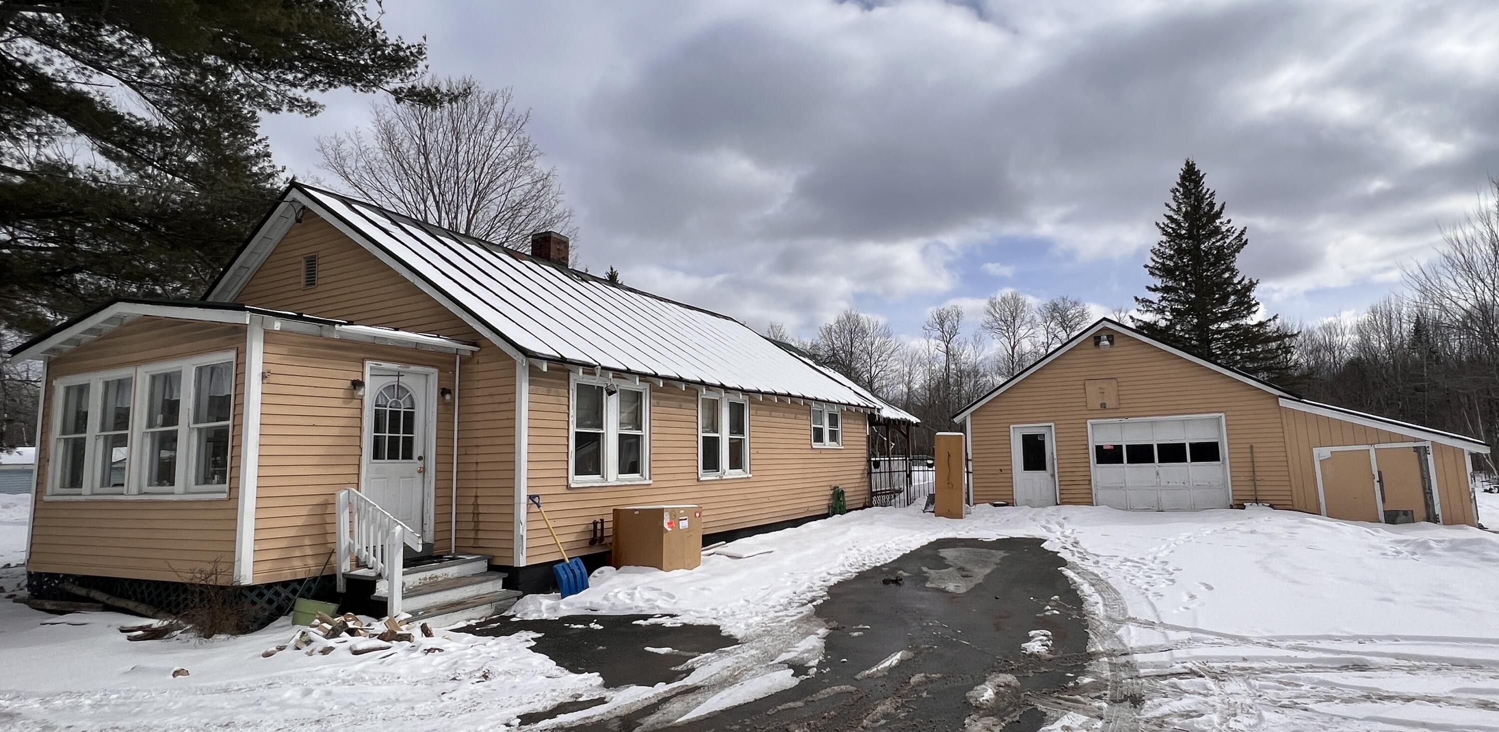 2.48 Acres, 611 Canaan Road, Skowhegan, ME 04976 Land and Farm