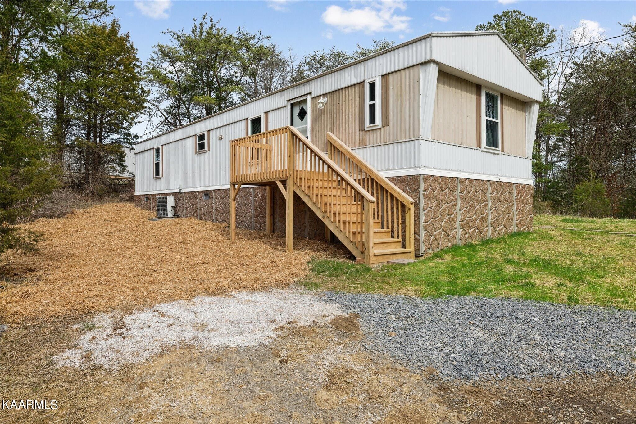 7.98 Acres, 3926 Hickman Rd, Kodak, TN 37764 Land and Farm