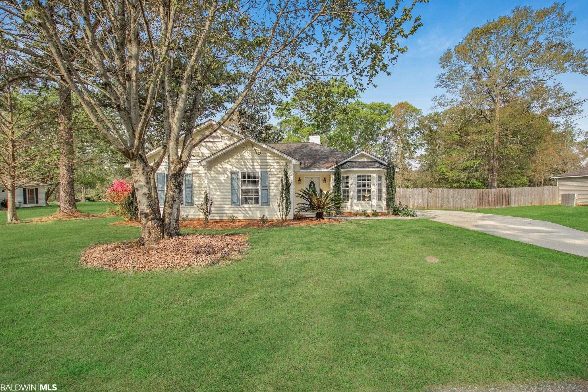 0.53 Acres, 506 Dee Avenue, Bay AL 36507 Land and Farm