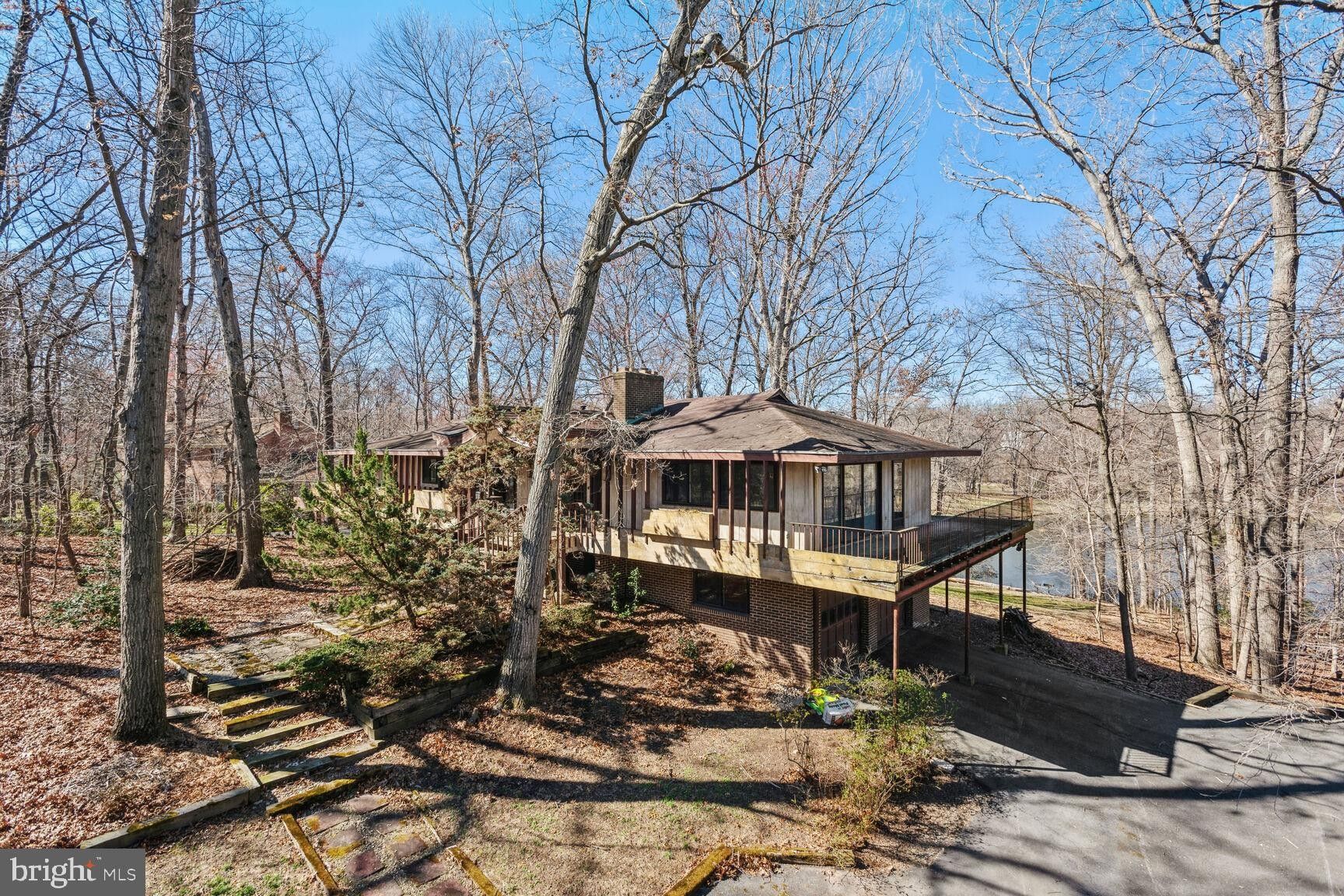 0.95 Acres, 10116 CAPTAIN HICKORY PLACE, Great Falls, VA 22066 Land