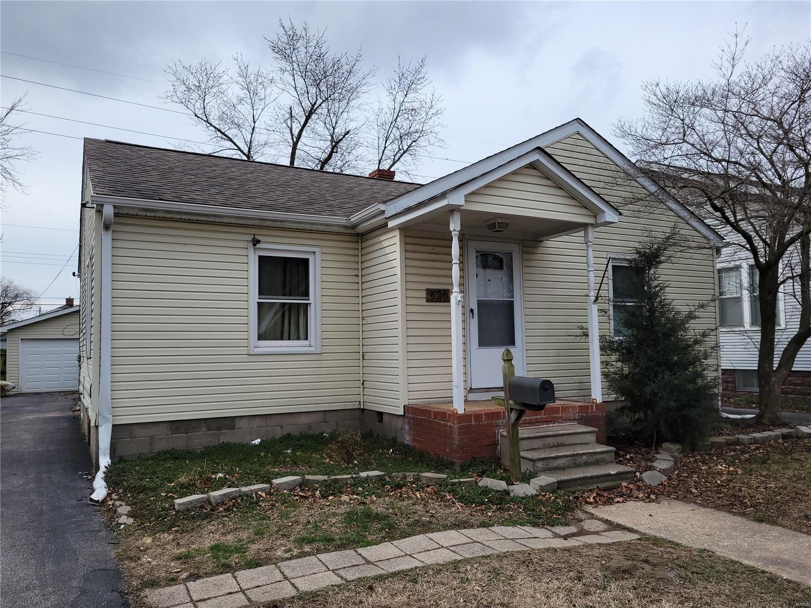 0.15 Acres, 620 Halloran Avenue, Wood River, IL 62095 Land and Farm