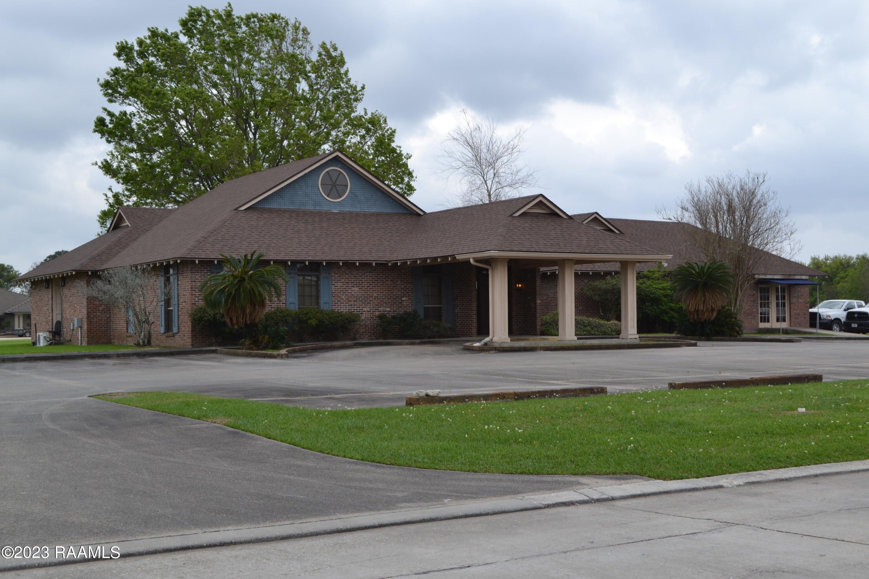 600 Rue De Brille, New Iberia, LA 70563 MLS 23001297 Land and Farm