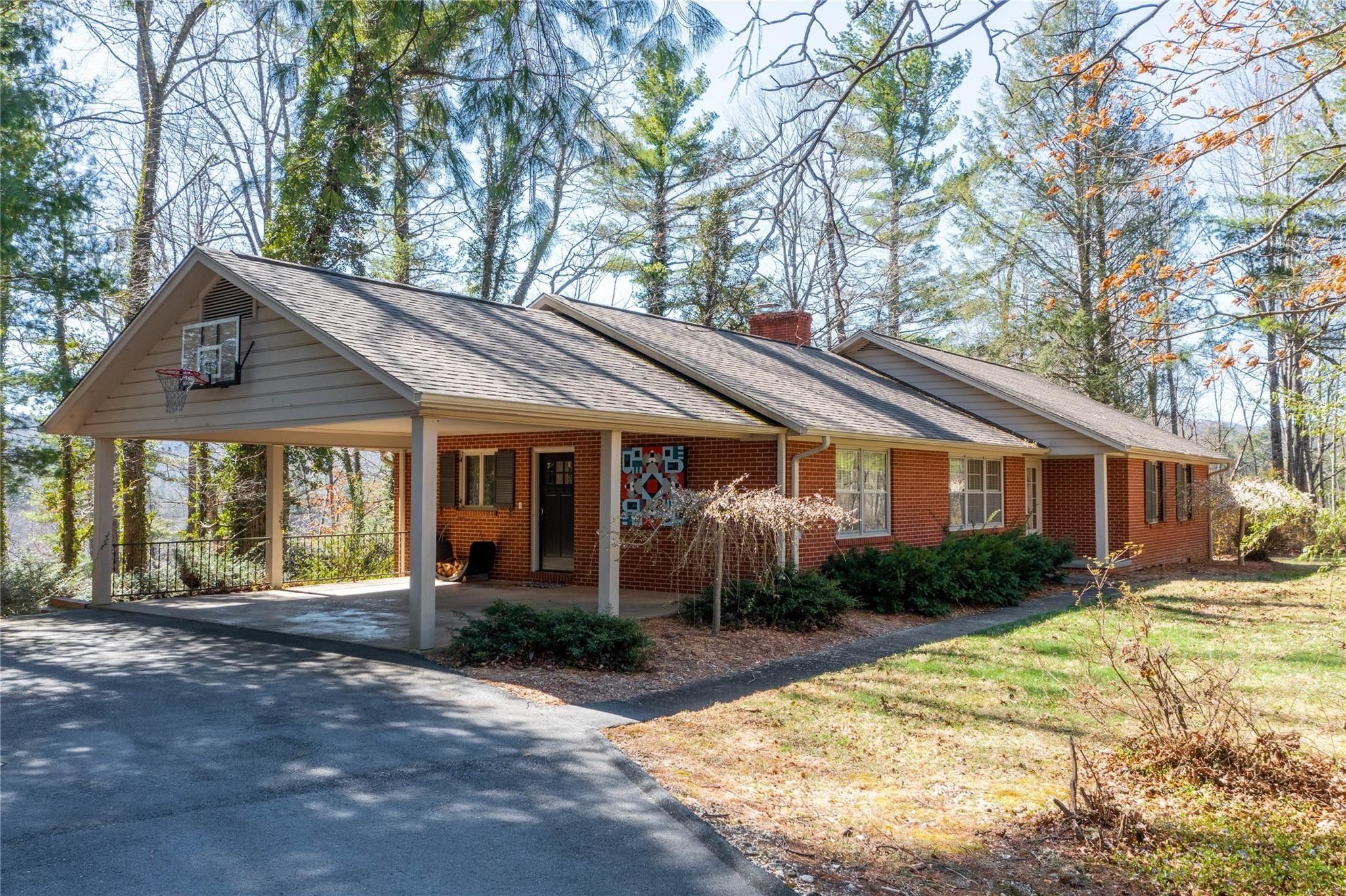 0.8 Acres, 367 Terrace Court, Spruce Pine, NC 28777 Land and Farm