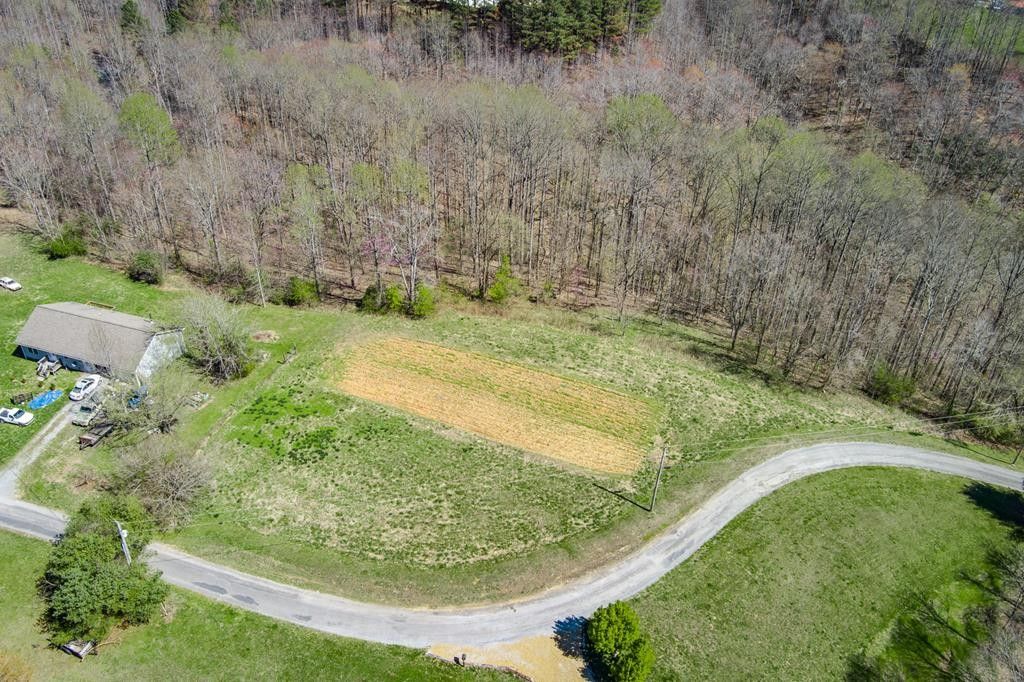 14 Acres, 14 ac 0 Lafever Ridge Rd, Silver Point, TN 38582 Land and Farm