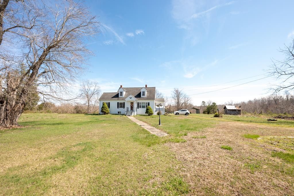 16 Acres, 5180 Leda Rd., Nathalie, VA 24577 Land and Farm