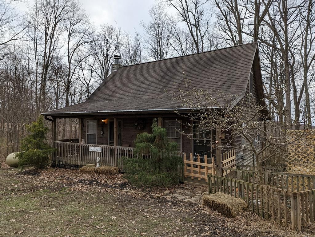 4910 Potts Hill Rd, Bainbridge, OH 45612 MLS 190214 Land and Farm