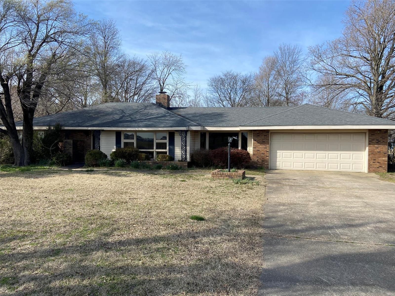 1.01 Acres, 1920 Ables Road, Sikeston, MO 63801 Land and Farm