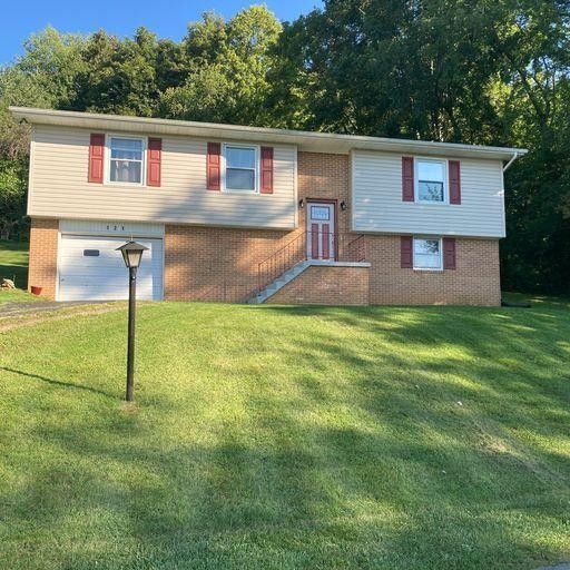 0.5 Acres, 121 Hillside Drive, Honaker, VA 24260 Land and Farm