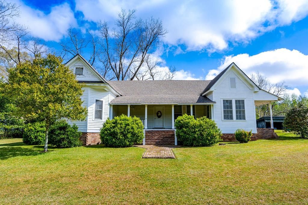 12 Acres, 1042 Fifth St., Wesson, MS 39191 Land and Farm