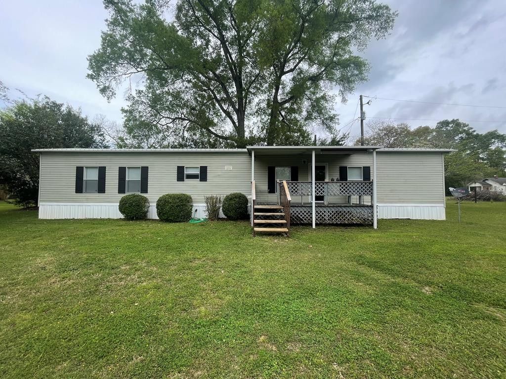 2.61 Acres, 213 E Allen St, Leslie, GA 31764 Land and Farm