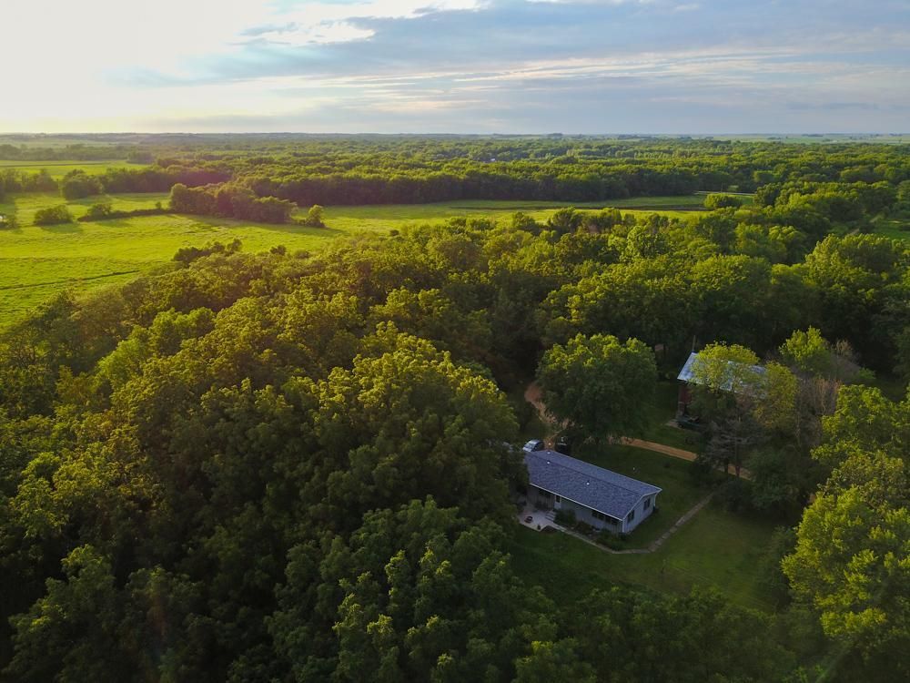 41 Acres, 9499 288th Street, Donahue, IA 52746 Land and Farm
