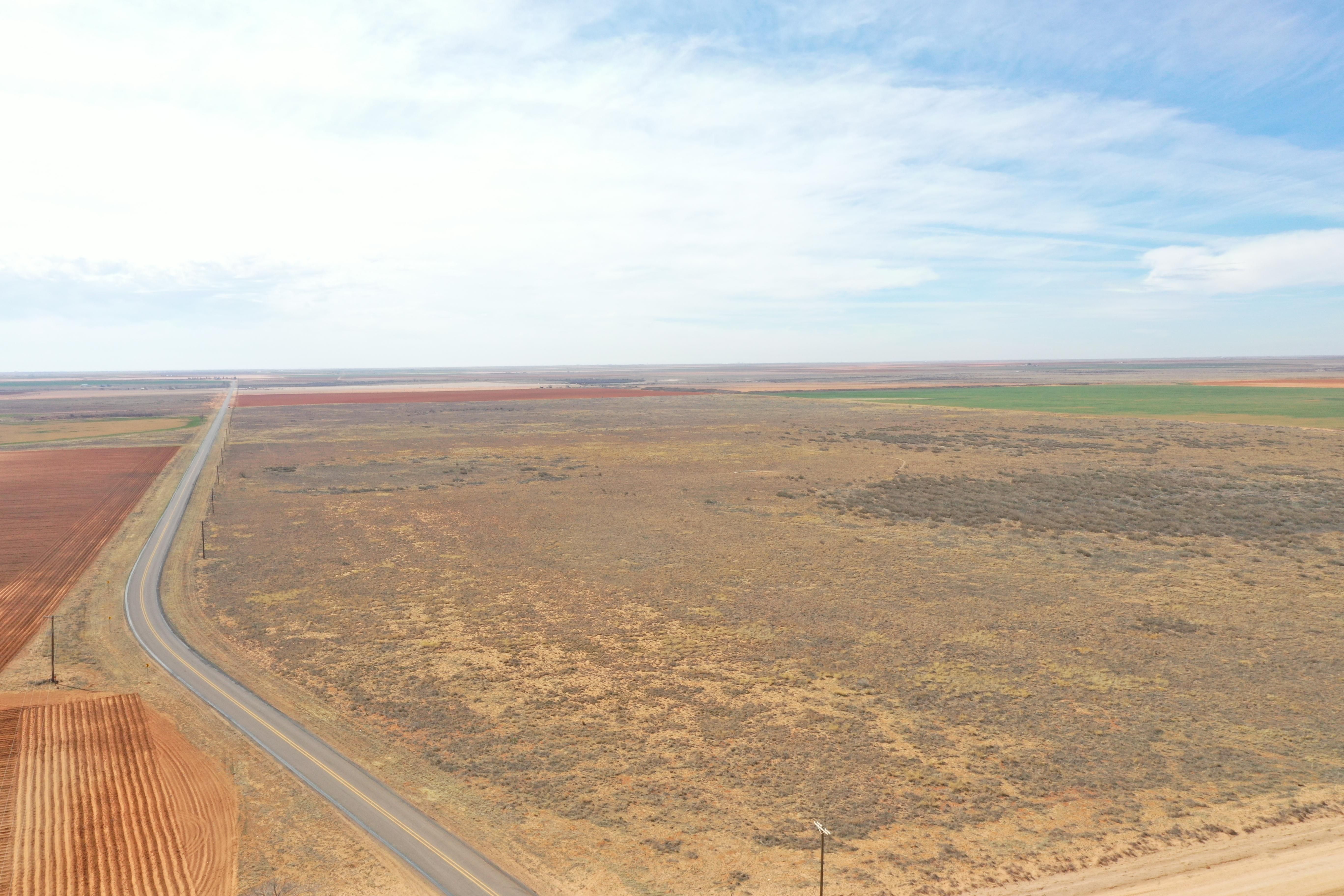 313 acres in Wellman, TX, 79378 Land and Farm