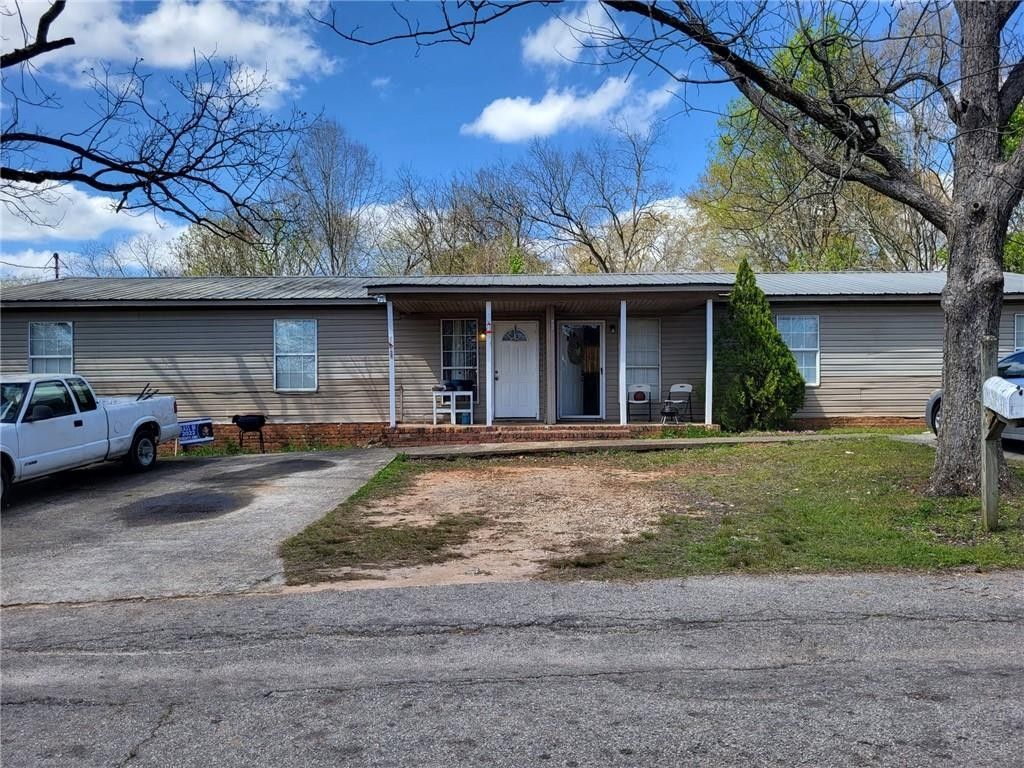 0.38 Acres, 109 & 111 E 20TH STREET, AL 36863 Land and Farm